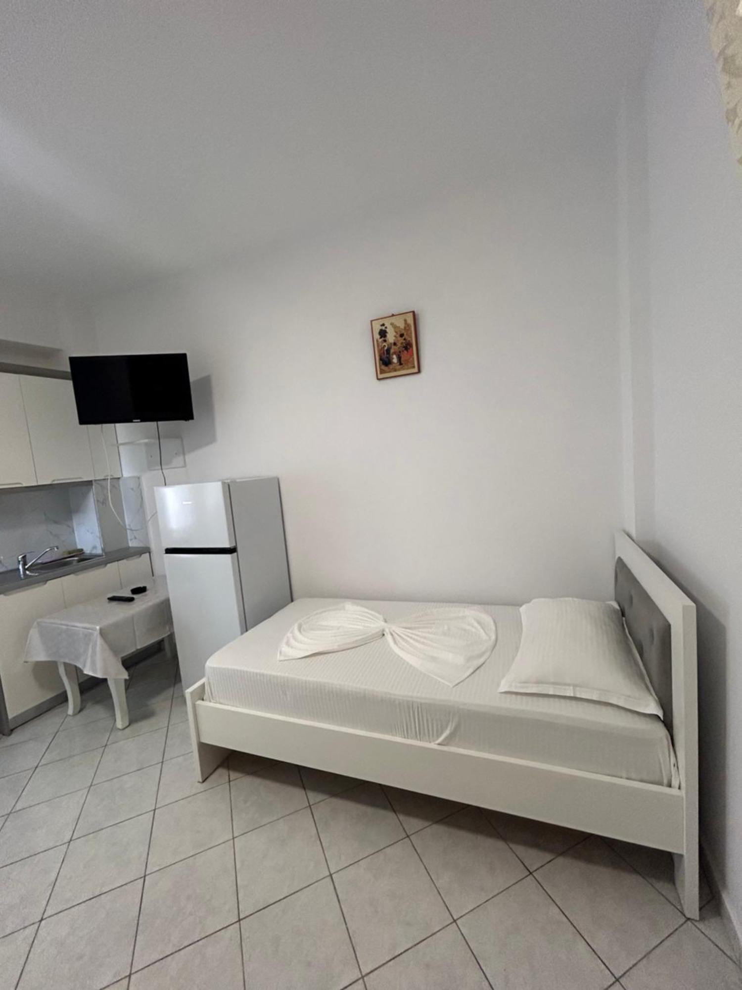 Caushi Apartments Ksamil Kültér fotó